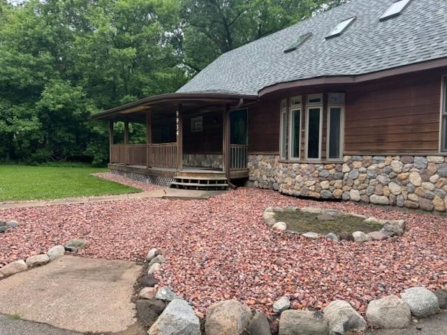 9934 Maple Avenue, Bloomington, MN 55431