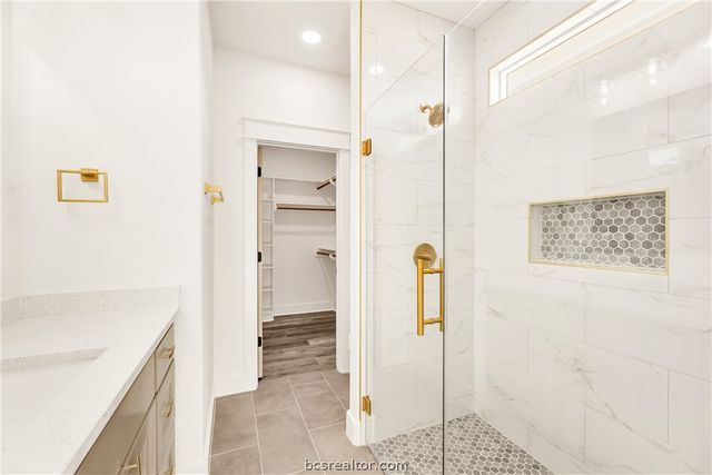 209 Lock Lane, Bryan, TX 77803