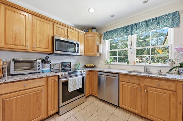 2641 Bees Creek Rd, Ridgeland, SC 29936