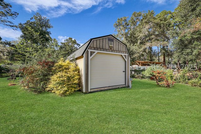 2641 Bees Creek Rd, Ridgeland, SC 29936