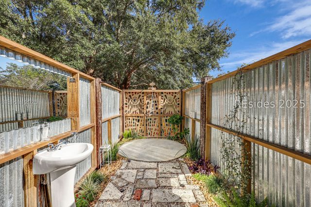 2641 Bees Creek Rd, Ridgeland, SC 29936