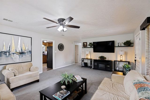 25688 Black Street, Splendora, TX 77372