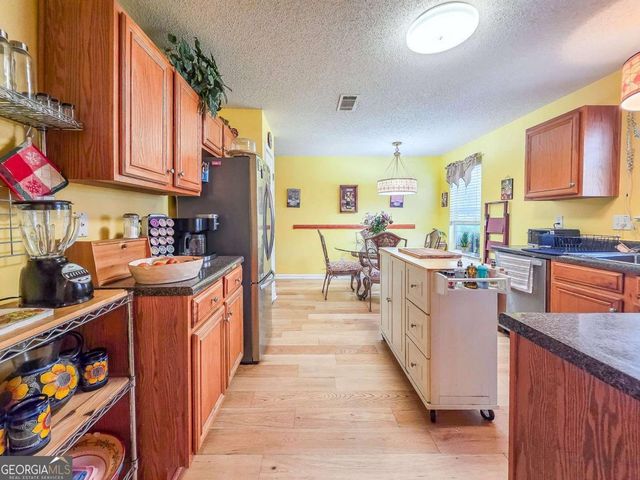 6723 Pine Valley Trace, Stone Mountain, GA 30087