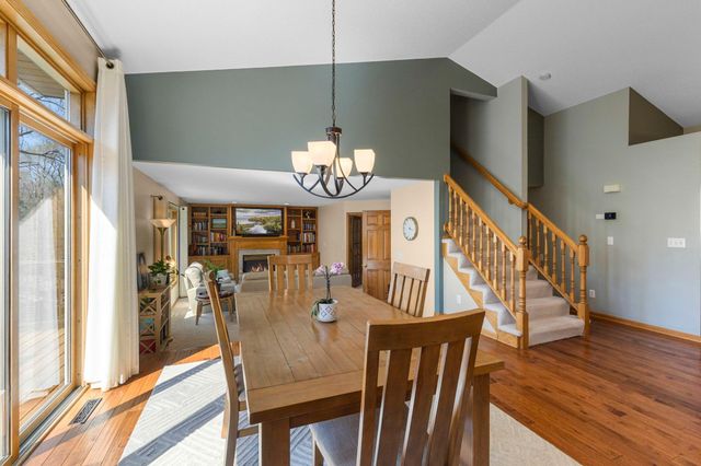 2655 N Barclay Street, Maplewood, MN 55109