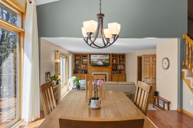 2655 N Barclay Street, Maplewood, MN 55109