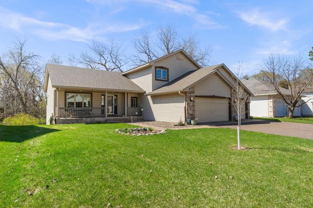 2655 N Barclay Street, Maplewood, MN 55109