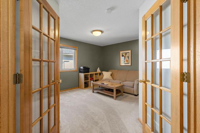 2655 N Barclay Street, Maplewood, MN 55109