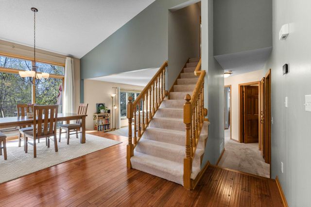 2655 N Barclay Street, Maplewood, MN 55109