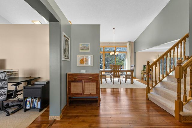 2655 N Barclay Street, Maplewood, MN 55109