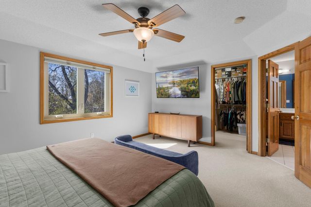 2655 N Barclay Street, Maplewood, MN 55109