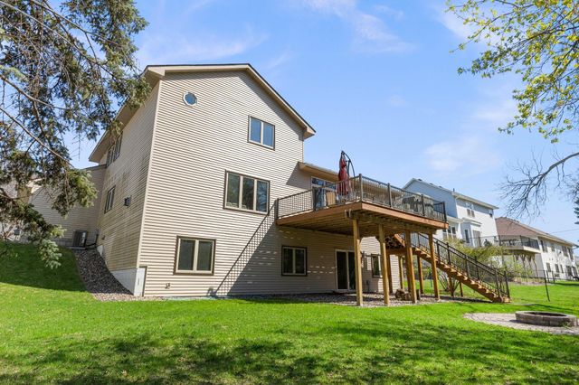 2655 N Barclay Street, Maplewood, MN 55109