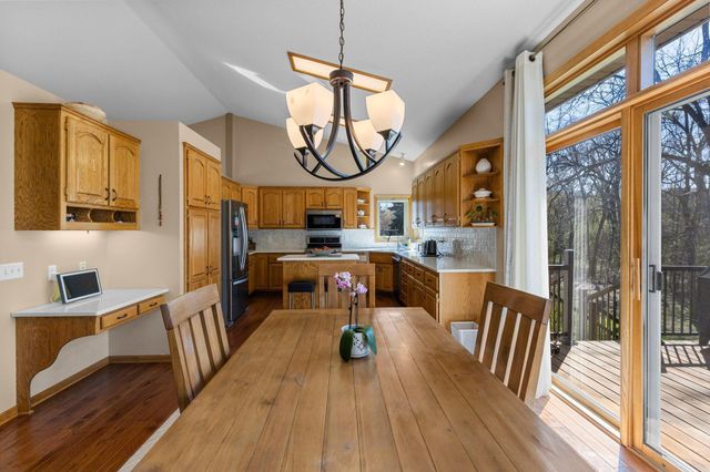 2655 N Barclay Street, Maplewood, MN 55109