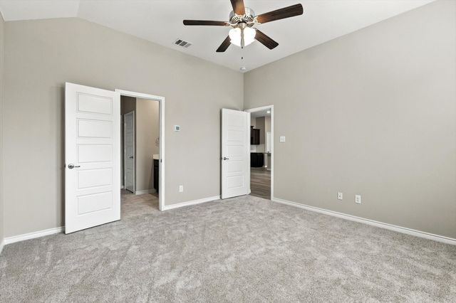 4109 Harvest Glen Drive, Denton, TX 76208
