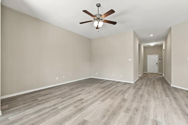 4109 Harvest Glen Drive, Denton, TX 76208