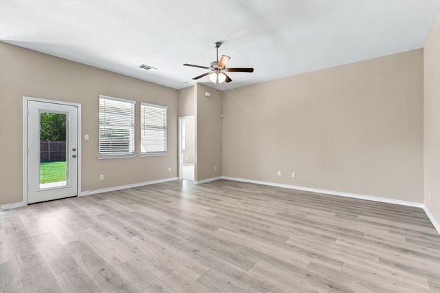4109 Harvest Glen Drive, Denton, TX 76208