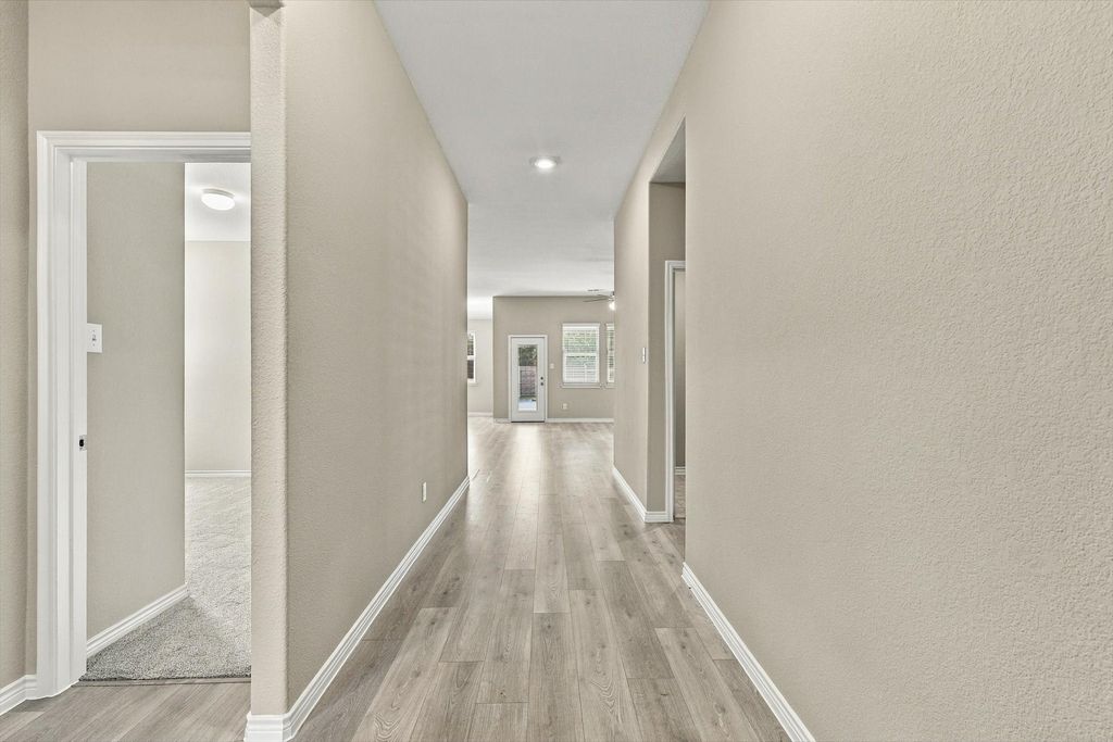 4109 Harvest Glen Drive, Denton, TX 76208 — photo 2