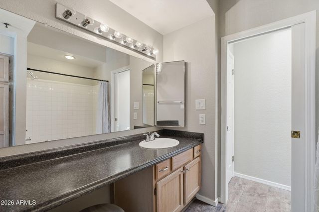 100 E FILLMORE Street 216, Phoenix, AZ 85004