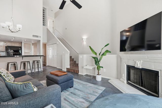 100 E FILLMORE Street 216, Phoenix, AZ 85004