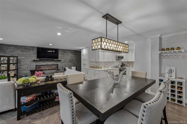 10-10 166th Street 4A, Beechhurst, NY 11357