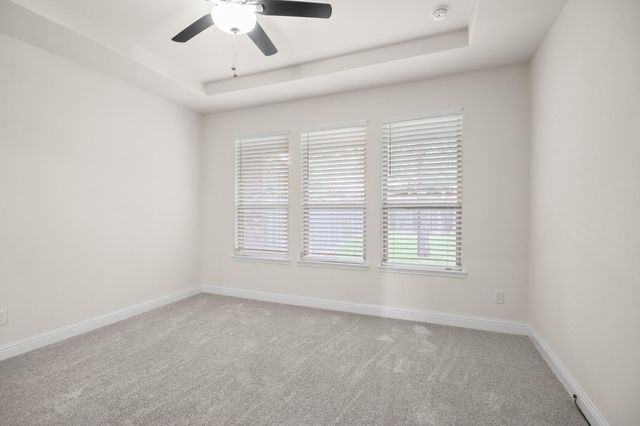 15 Heirloom Garden Place, The Woodlands, TX 77354