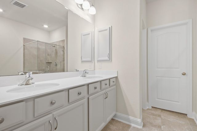 15 Heirloom Garden Place, The Woodlands, TX 77354