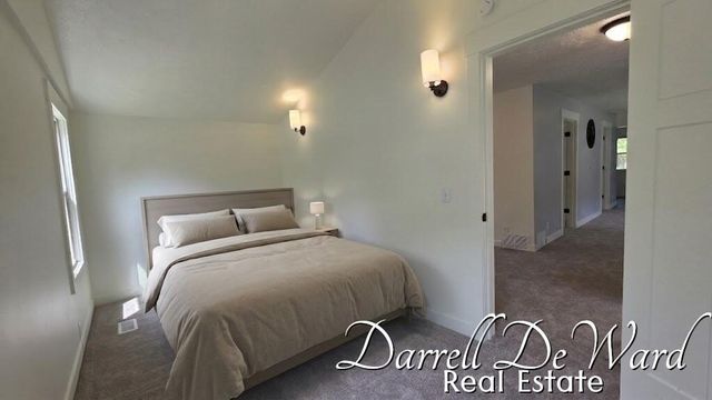 1710 Indiana Avenue, Lansing, MI 48906