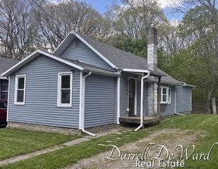 1710 Indiana Avenue, Lansing, MI 48906