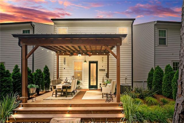 437 Bishop Lane, Woodstock, GA 30188