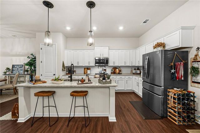 437 Bishop Lane, Woodstock, GA 30188