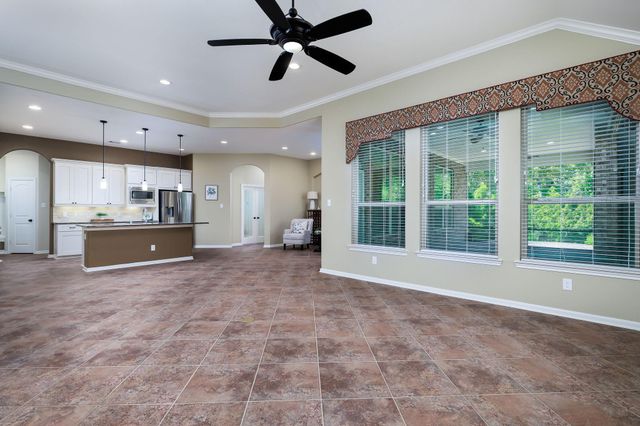 3573 Falcon Way, Conroe, TX 77304