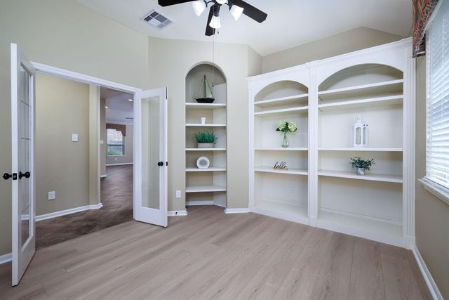 3573 Falcon Way, Conroe, TX 77304