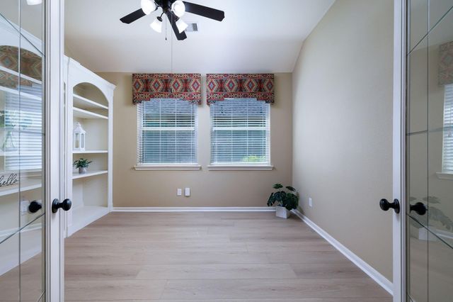 3573 Falcon Way, Conroe, TX 77304
