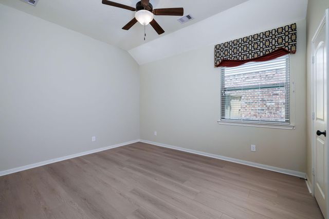 3573 Falcon Way, Conroe, TX 77304