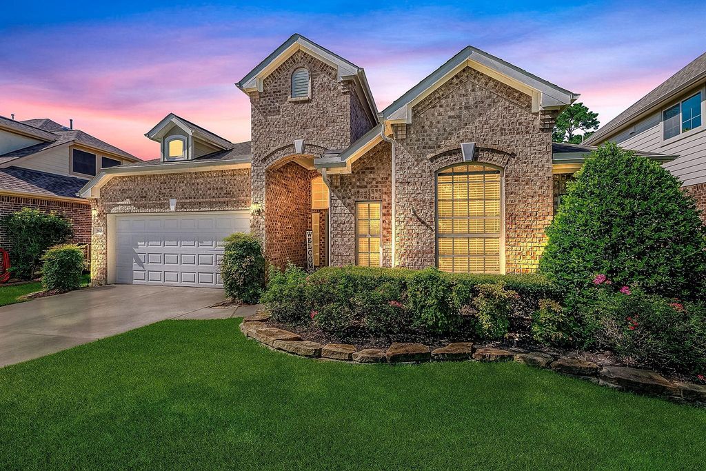 3573 Falcon Way, Conroe, TX 77304