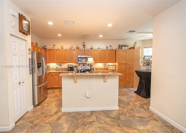 2604 NE 1st St, Homestead, FL 33033