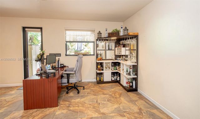 2604 NE 1st St, Homestead, FL 33033