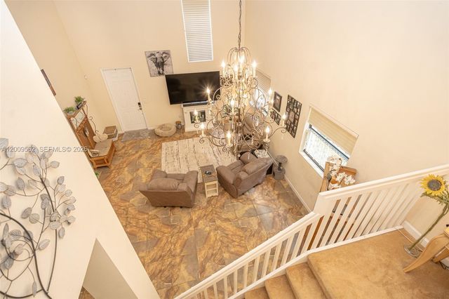 2604 NE 1st St, Homestead, FL 33033