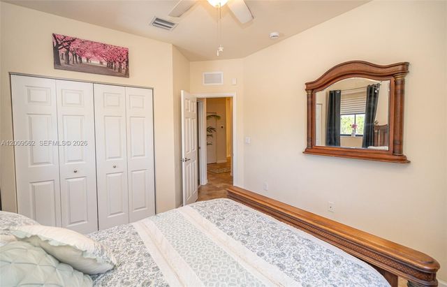 2604 NE 1st St, Homestead, FL 33033