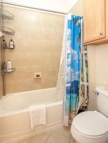 2604 NE 1st St, Homestead, FL 33033
