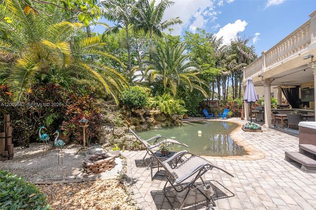 2604 NE 1st St, Homestead, FL 33033