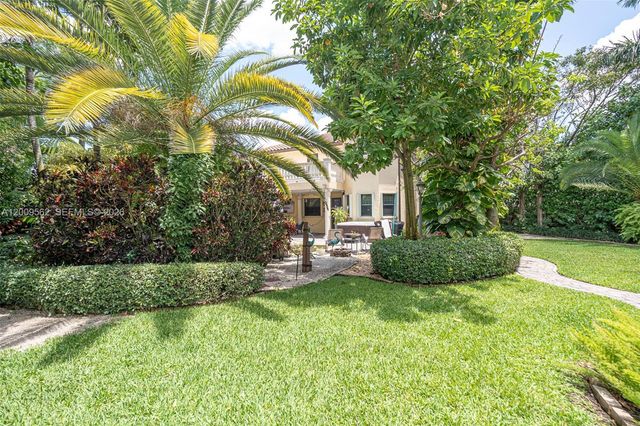 2604 NE 1st St, Homestead, FL 33033