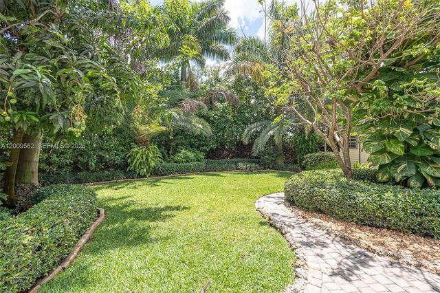 2604 NE 1st St, Homestead, FL 33033