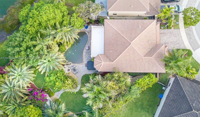 2604 NE 1st St, Homestead, FL 33033
