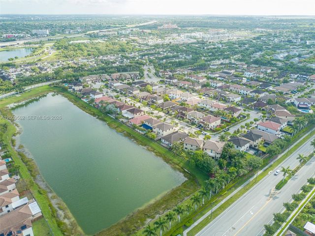 2604 NE 1st St, Homestead, FL 33033