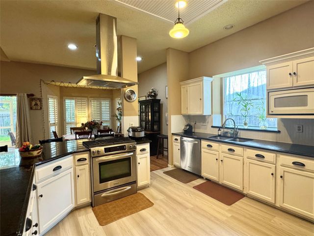 2914 Cottonfield Way, Sugar Land, TX 77479