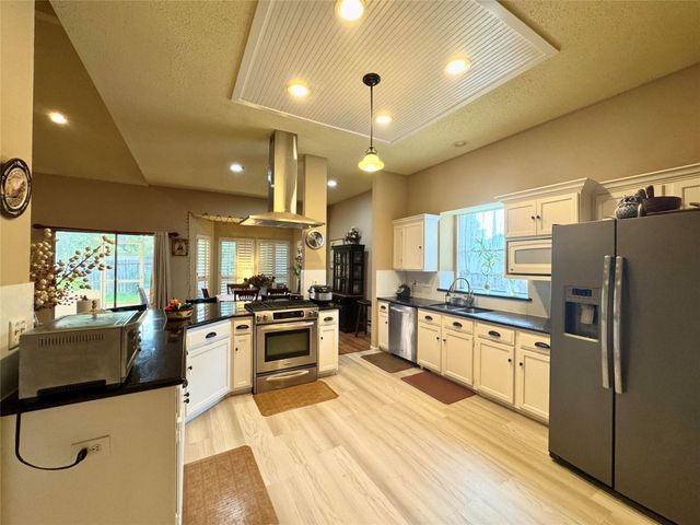 2914 Cottonfield Way, Sugar Land, TX 77479