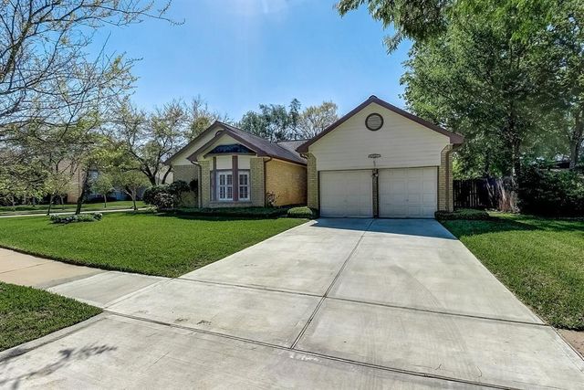 2914 Cottonfield Way, Sugar Land, TX 77479