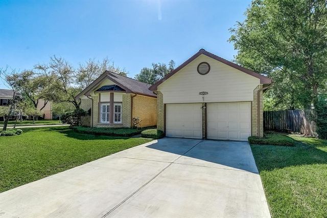 2914 Cottonfield Way, Sugar Land, TX 77479