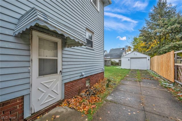 3187 W 115th Street, Cleveland, OH 44111
