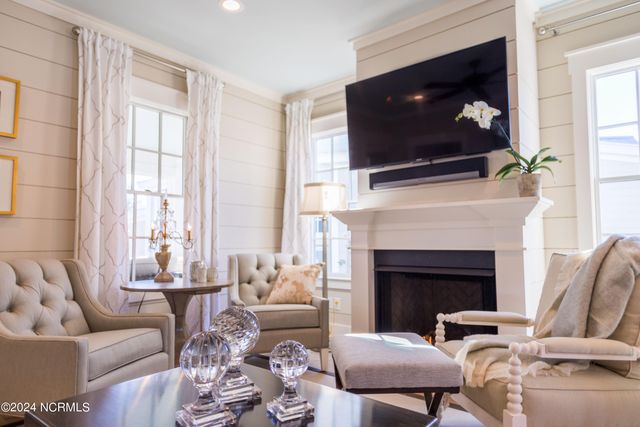 7 Back Cove Circle 32c, Oriental, NC 28571